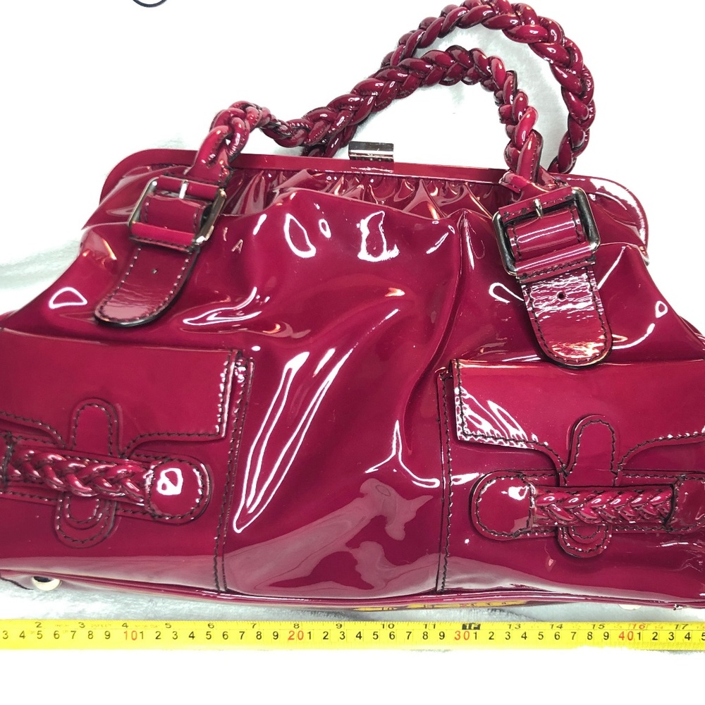 SEXY AND LUXURIOUS RASPBERRY VALENTINO PURSE
